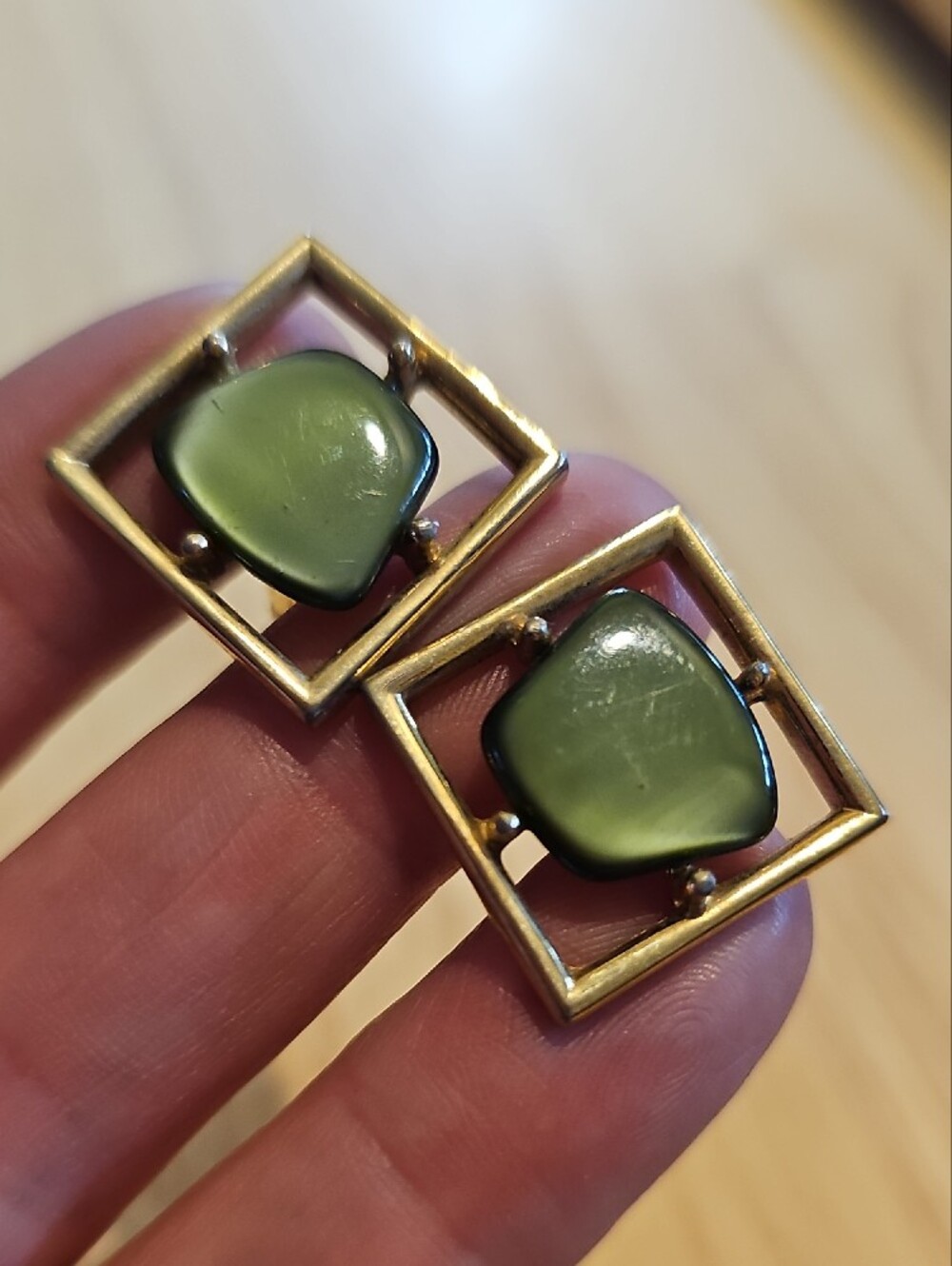 1980s Sarah Coventry Green Stone Square Gold-Toned Cufflinks
